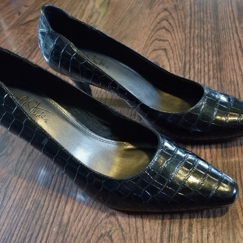 Black textured heels